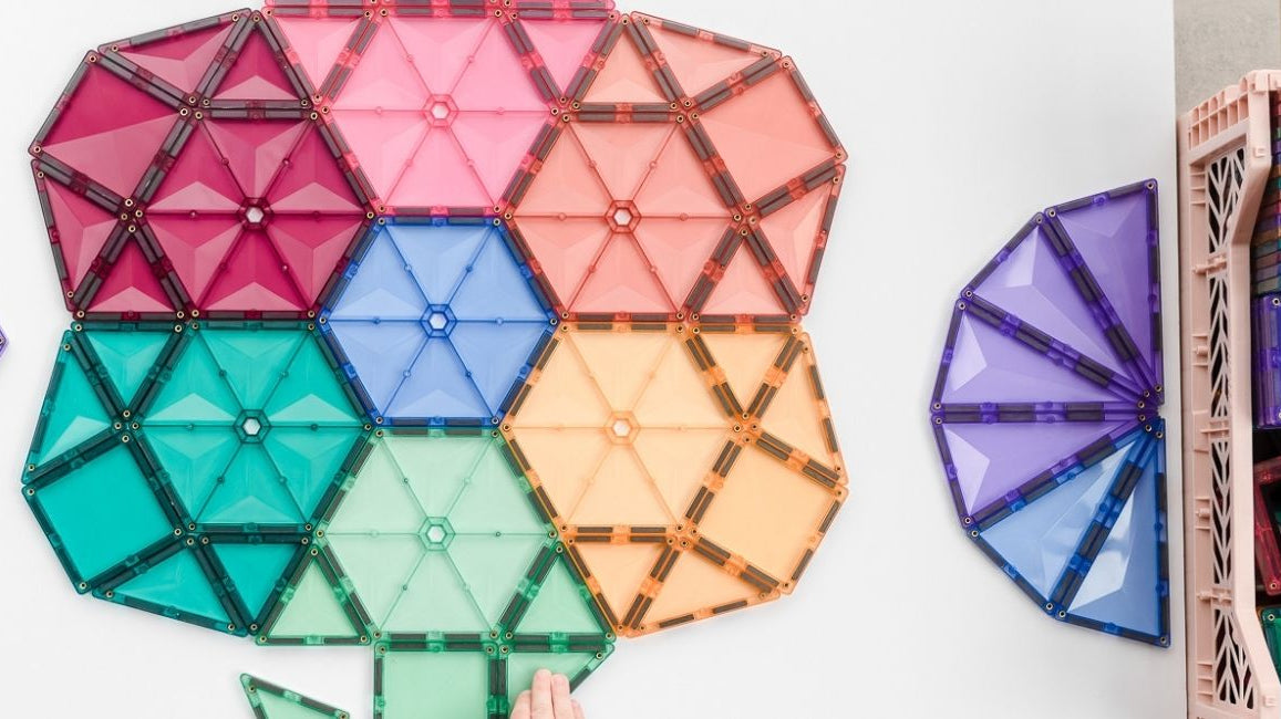 Best Magnetic Tiles UK 2026 — Connetix vs Magna-Tiles, Ideas and Buying Guide - Learning Bugs