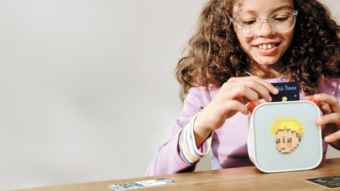 Yoto Player UK Review 2026 — Yoto Box, Mini, Cards & Is It Better Than Tonie? - Learning Bugs