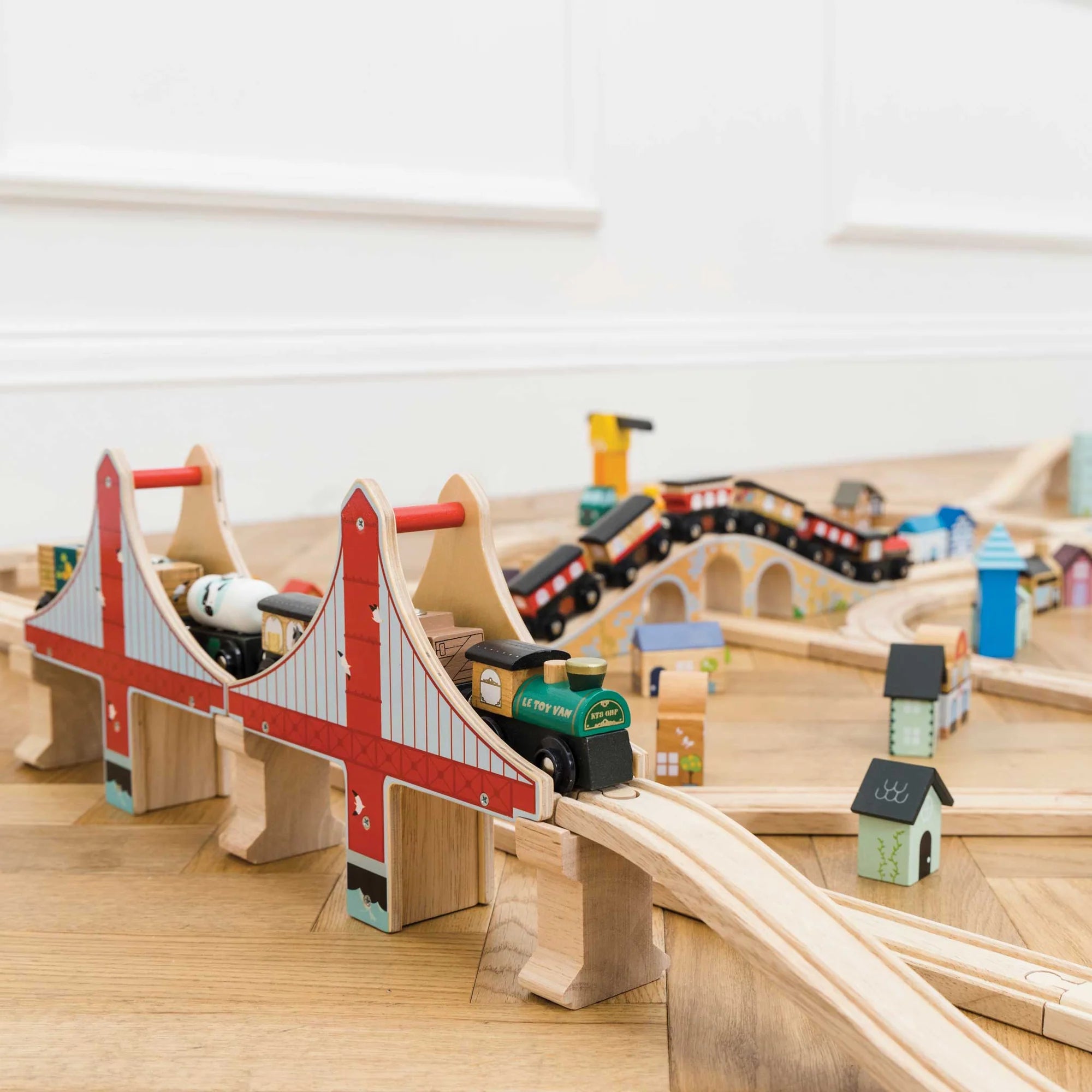 Le Toy Van - Royal Express Train Set by Lauvely - Learning Bugs UK