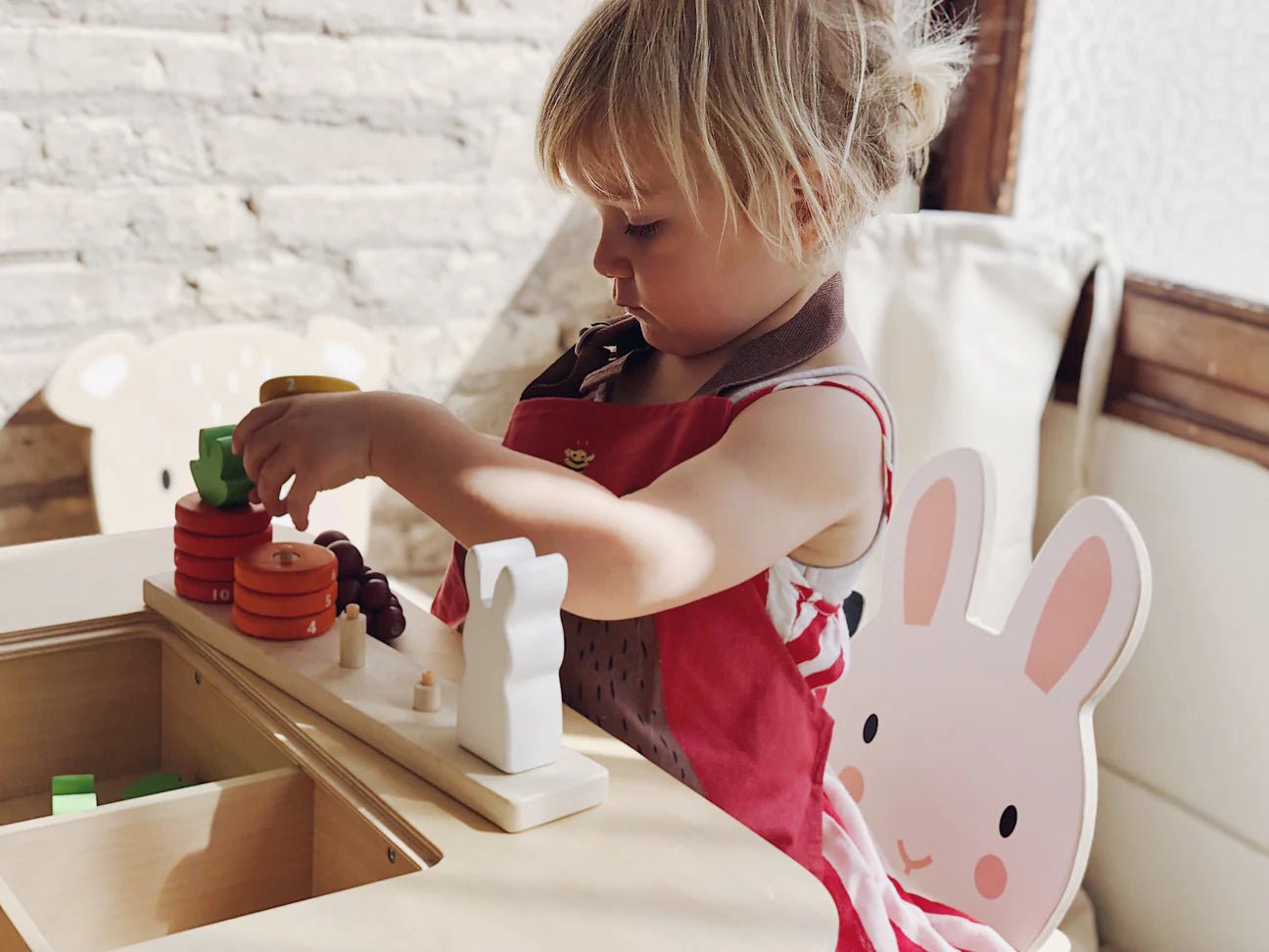 Tender Leaf Counting Carrots by Tenderleaf Toys - Learning Bugs UK