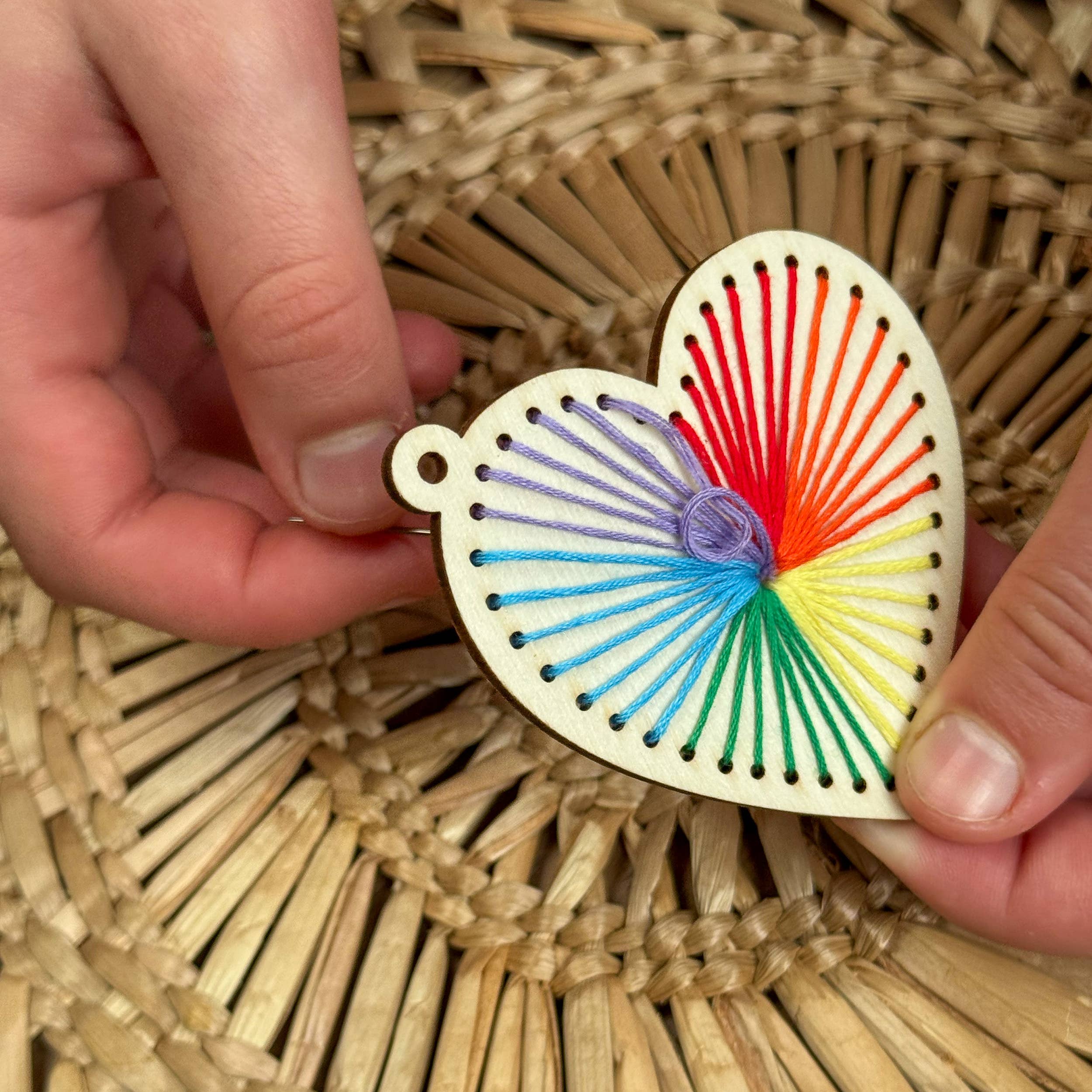 Buy Heart Keyring Craft Kit | Art and Craft Box for kids by Learning Bugs UK