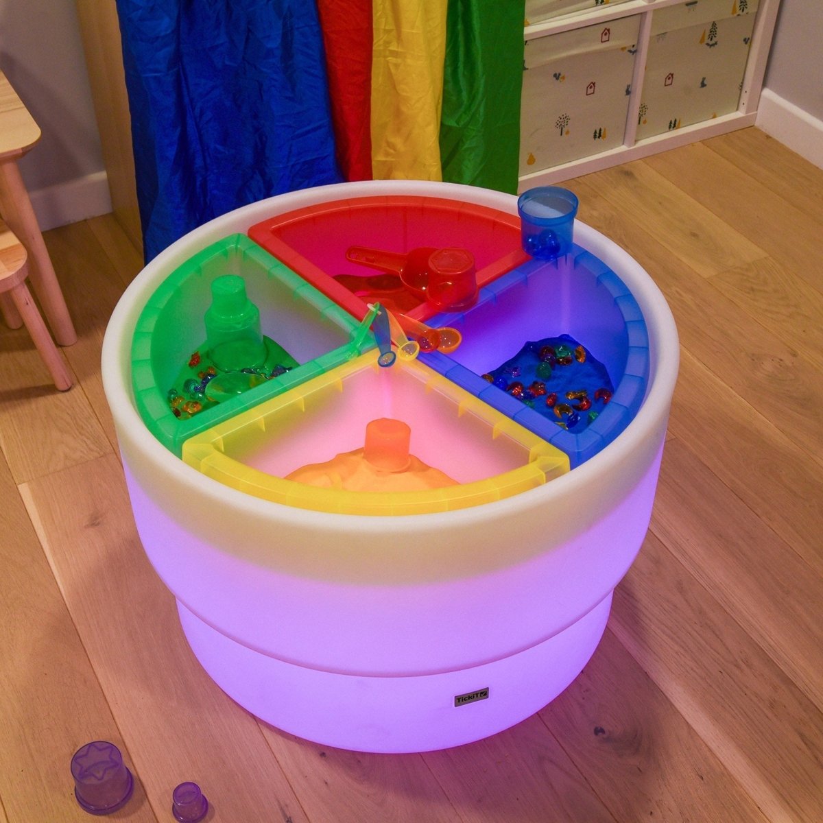Discovery Colour Quadrant Trays – for children, available at Learning Bugs UK