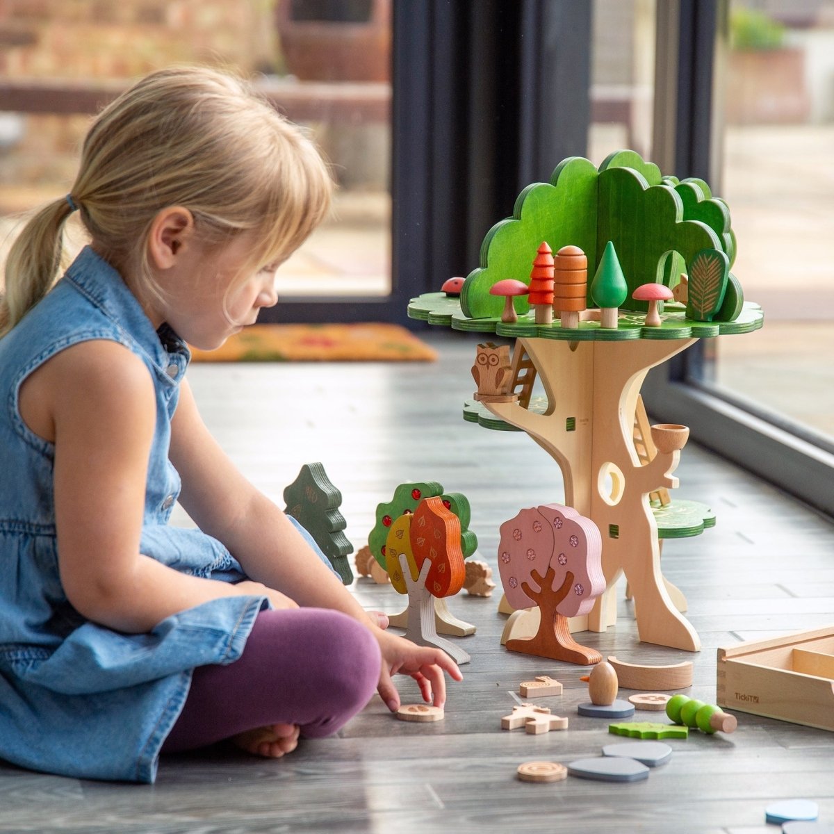 Woodland Trail Treehouse – Baby Toys & Activity Equipment for children, available at Learning Bugs UK