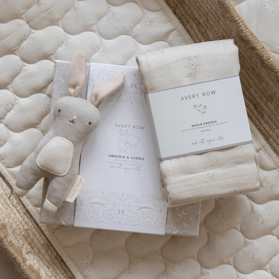 Buy Swaddle & Cuddle New Baby Gift Set - Chamomile | for kids by Learning Bugs UK