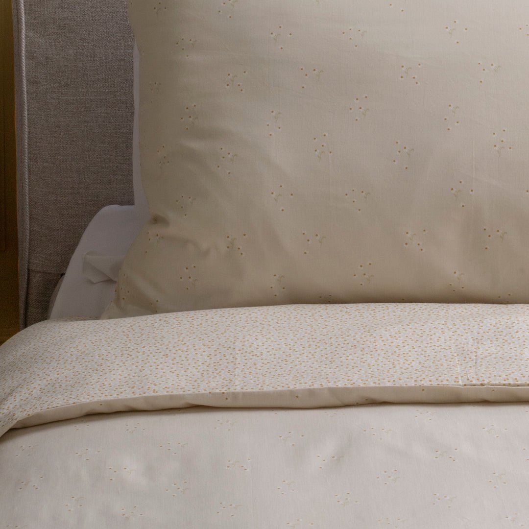 Buy Organic Cotton Single Bedding Set - Wild Chamomile | Bedding for kids by Learning Bugs UK