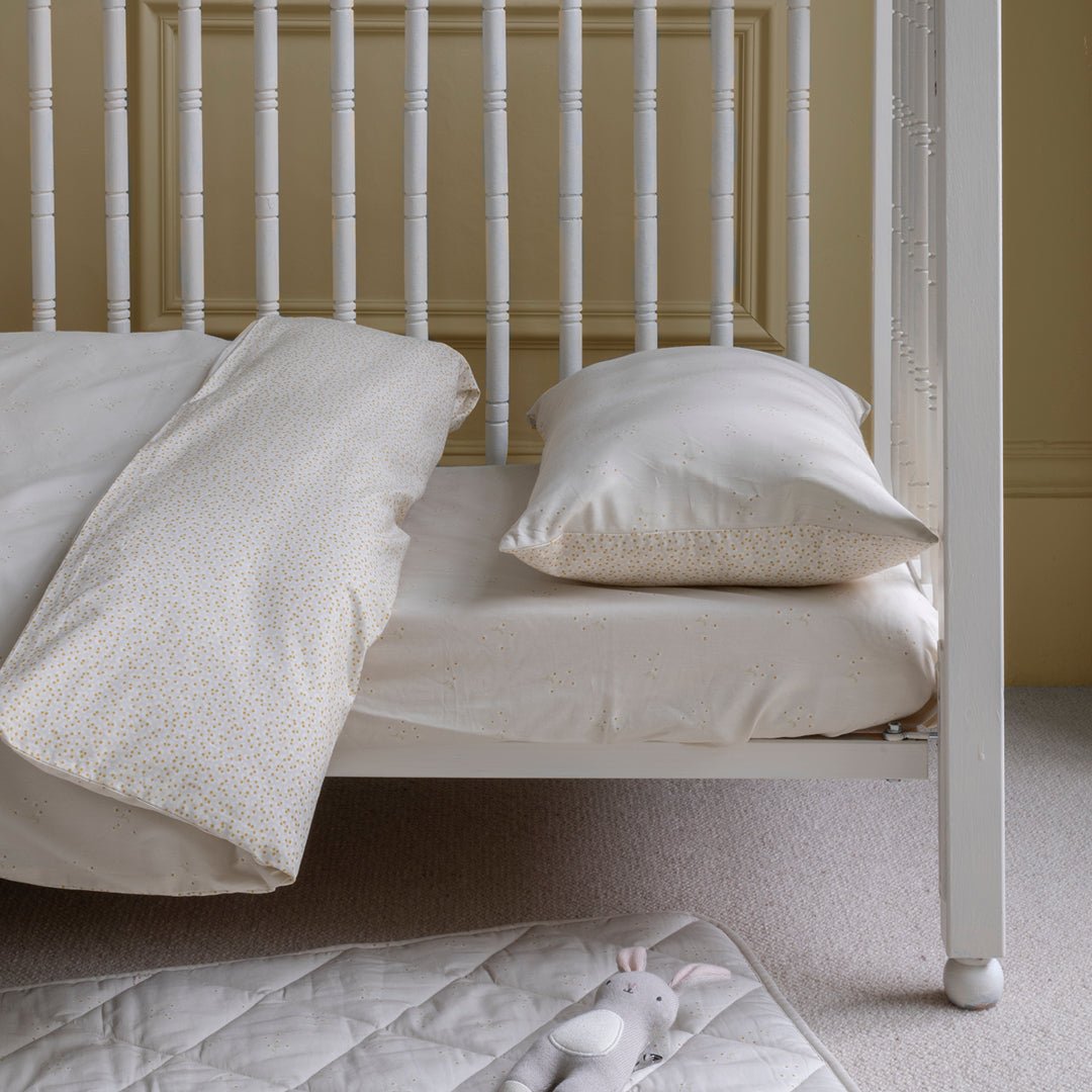 Buy Organic Cotbed Fitted Sheet - Wild Chamomile | Bedding for kids by Learning Bugs UK