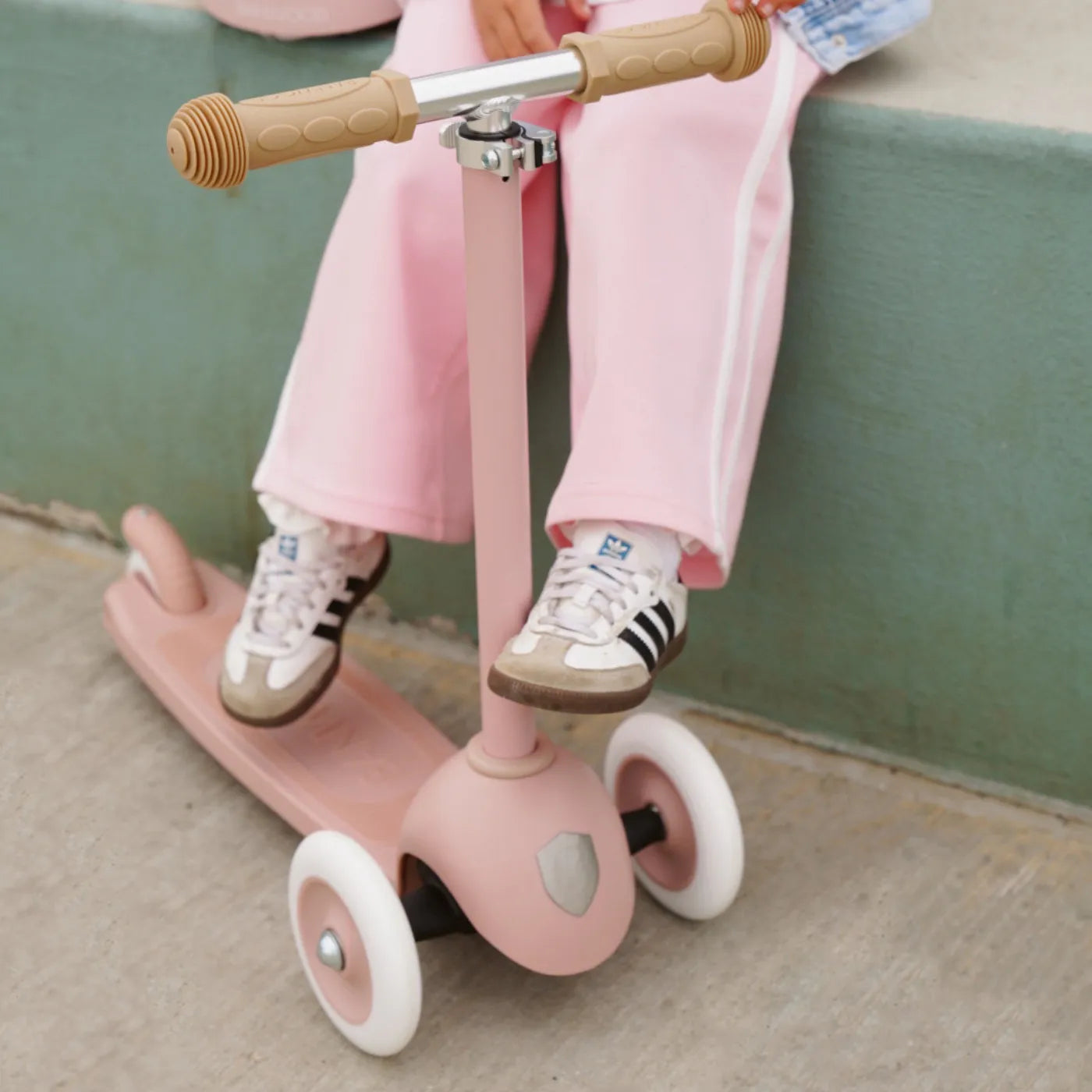 Banwood Eco Scooter Kids 3-Wheel Scooter (Dusty Rose)