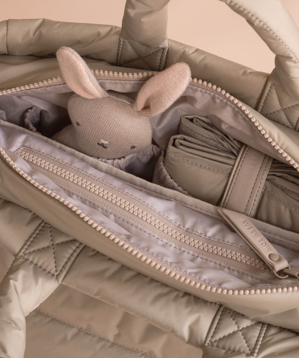 Baby Changing Tote Bag - Oyster – Changing Bags & Travel Changing Mats for children, available at Learning Bugs UK