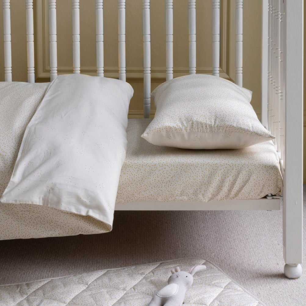 Organic Cotton Cotbed Bedding Set - Daisy Meadow – Bedding for children, available at Learning Bugs UK