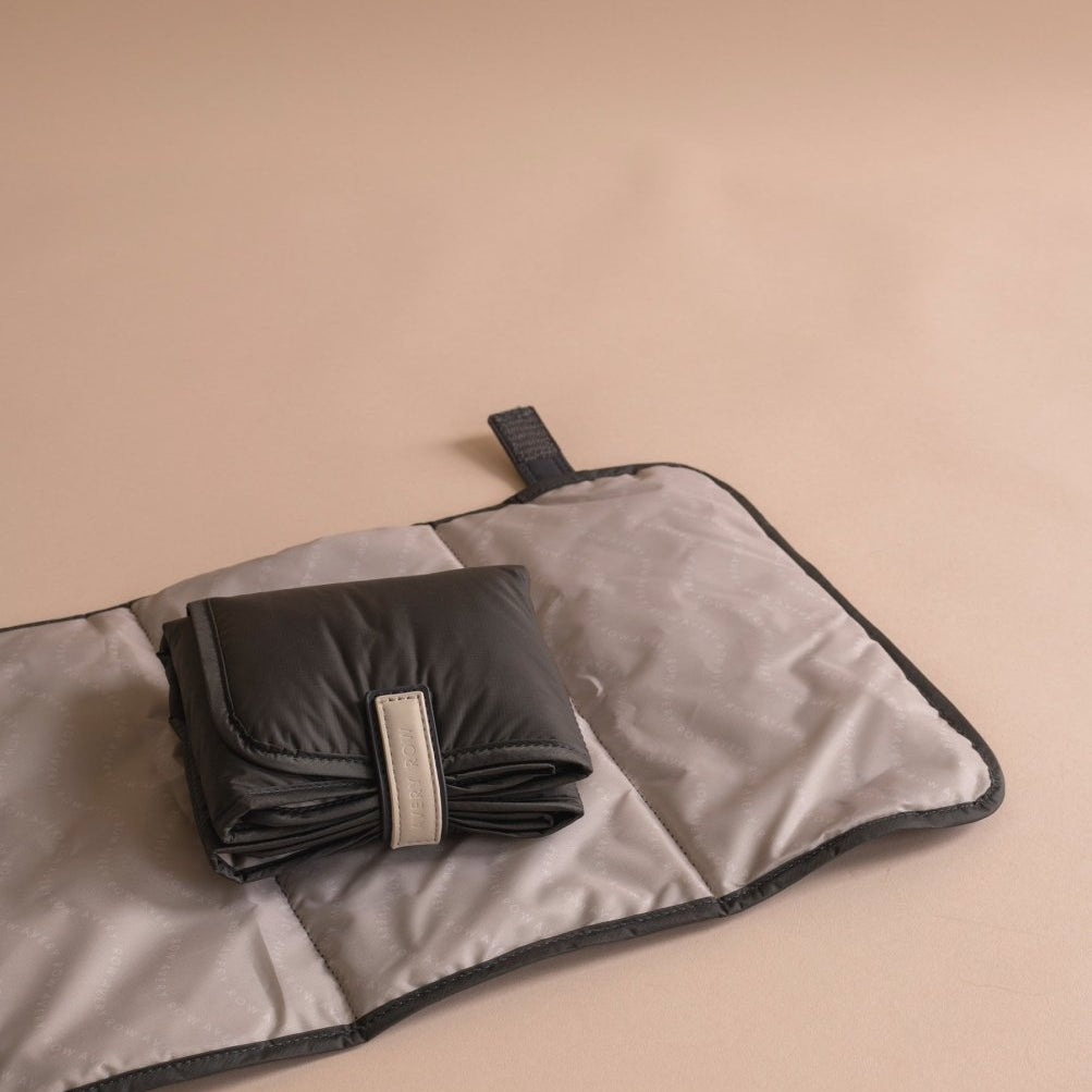 Baby Changing Tote Bag - Soft Black – Changing Bags & Travel Changing Mats for children, available at Learning Bugs UK