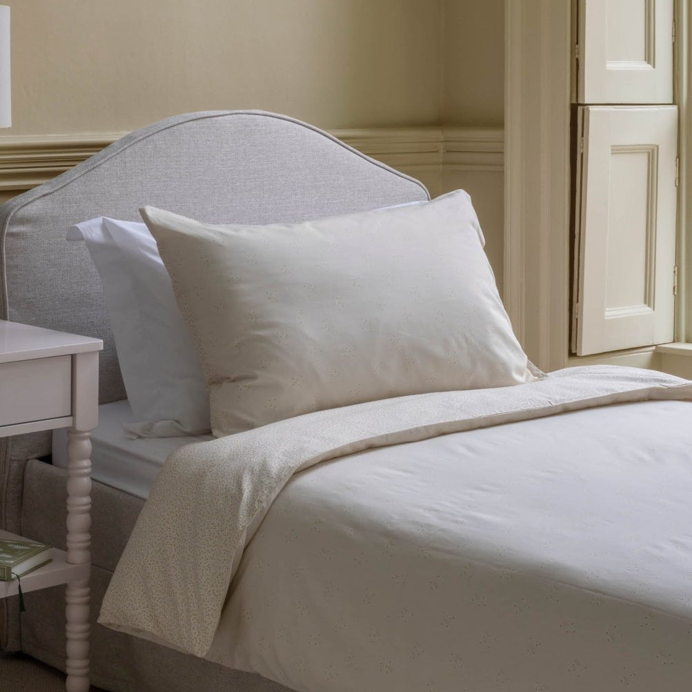 Organic Cotton Single Bedding Set - Wild Chamomile – Bedding for children, available at Learning Bugs UK