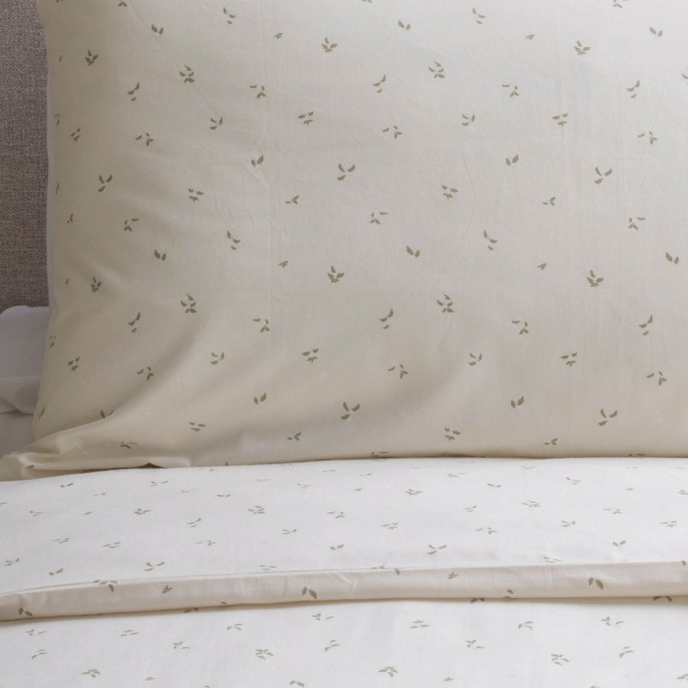Organic Cotton Single Bedding Set - Nettle Scatter – Bedding for children, available at Learning Bugs UK