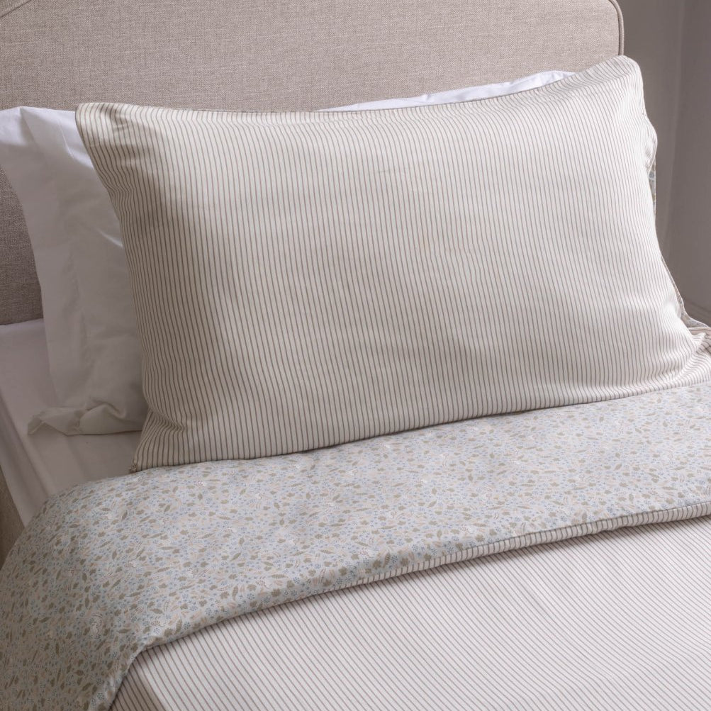 Organic Cotton Single Bedding Set - Stripe – Bedding for children, available at Learning Bugs UK