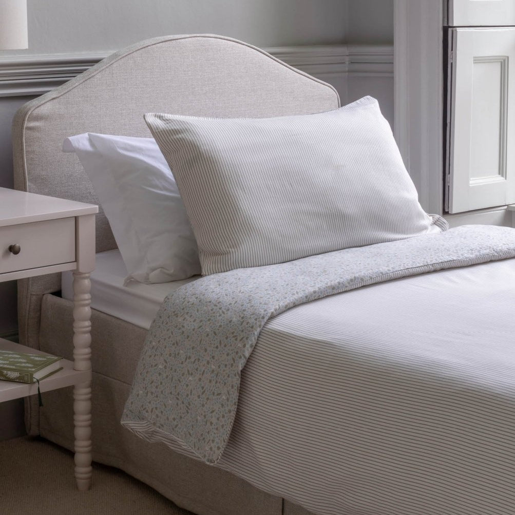 Organic Cotton Single Bedding Set - Stripe – Bedding for children, available at Learning Bugs UK