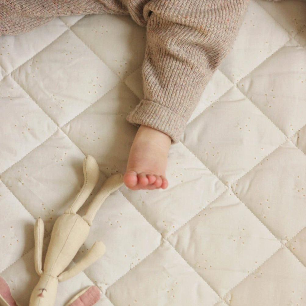 Stay & Play Mat - Wild Chamomile – Activity for children, available at Learning Bugs UK