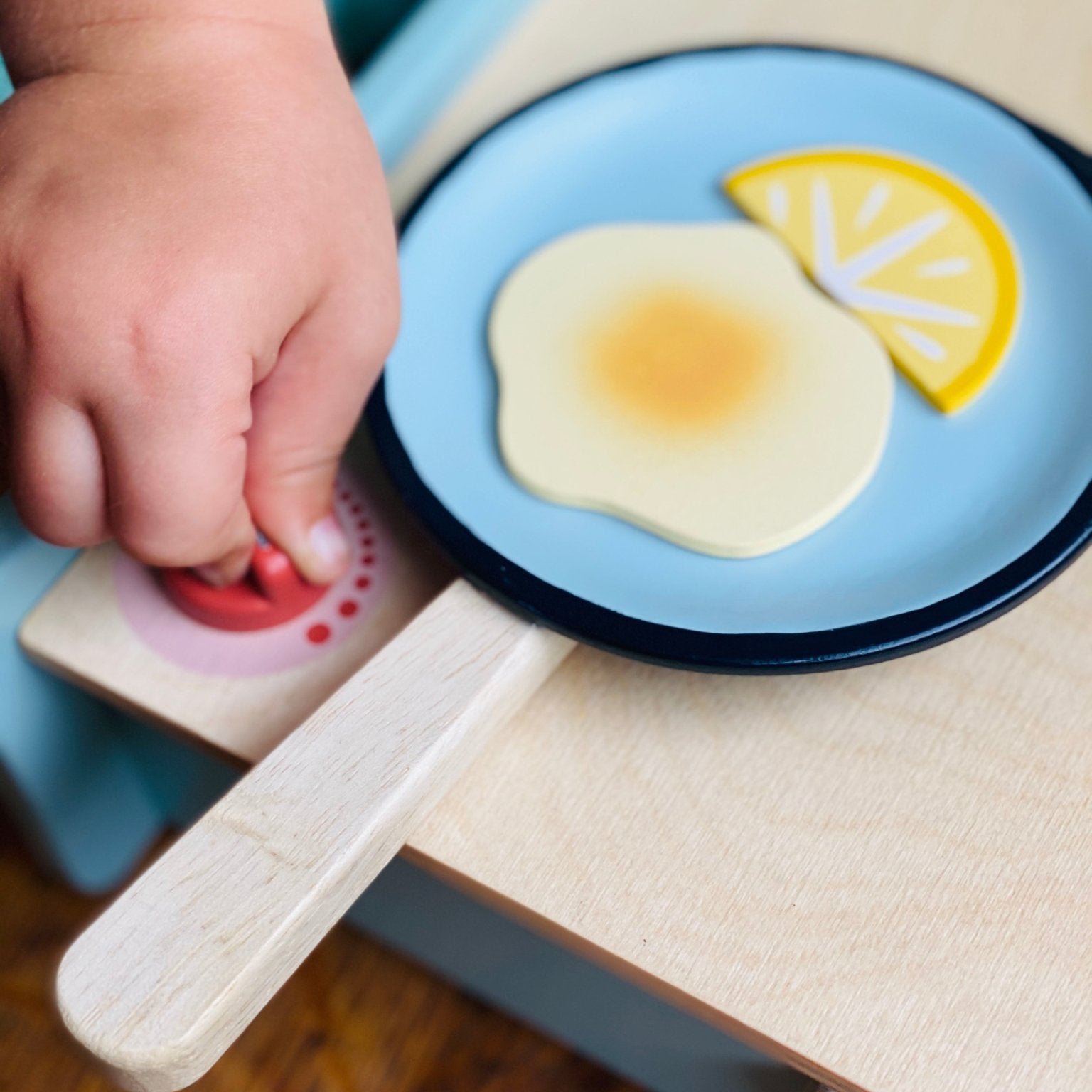 Buy Tender Leaf Kitchenette | Wooden toy kitchen for kids by Learning Bugs UK