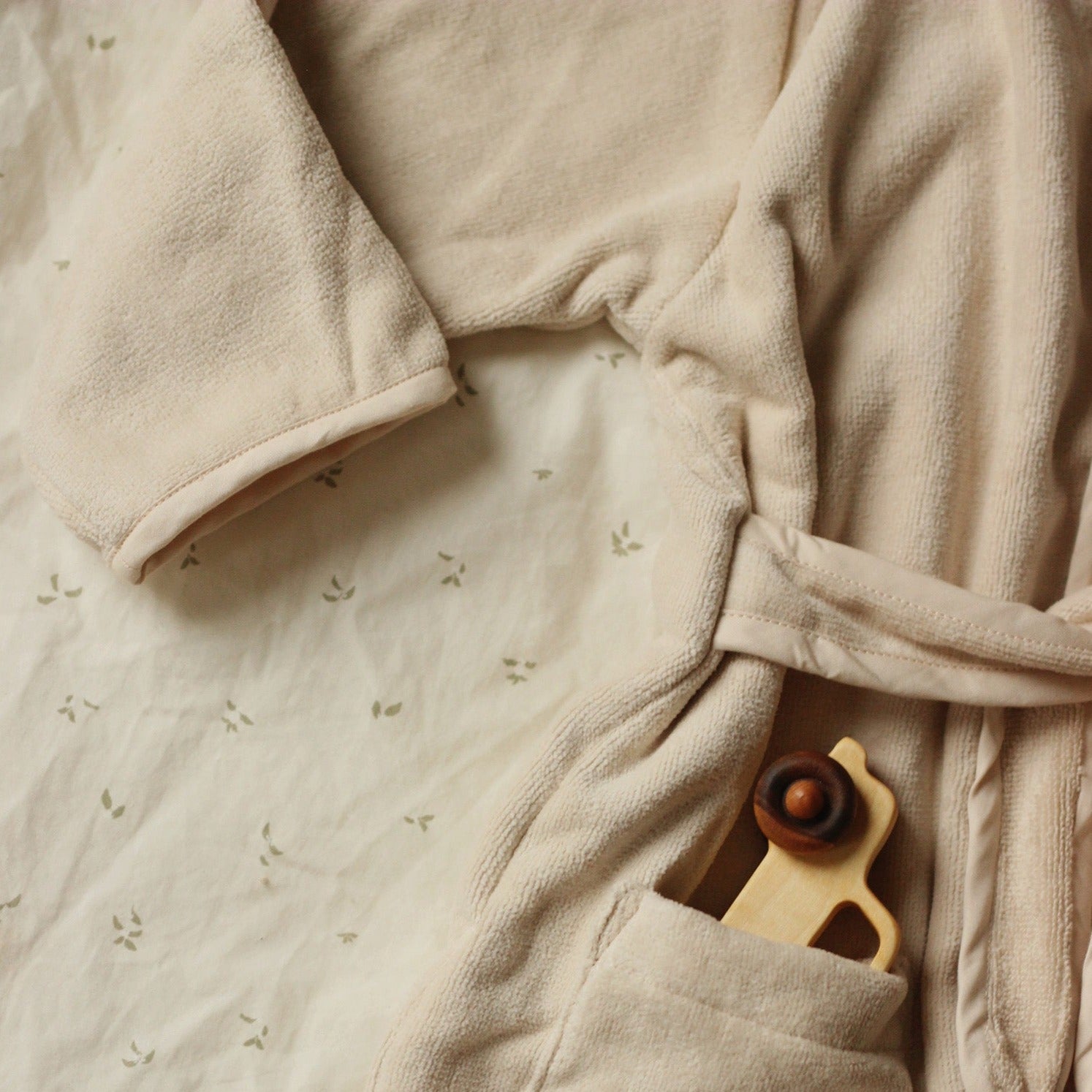 Buy Children's Towelling Robe - Mouse | Towelling for kids by Learning Bugs UK