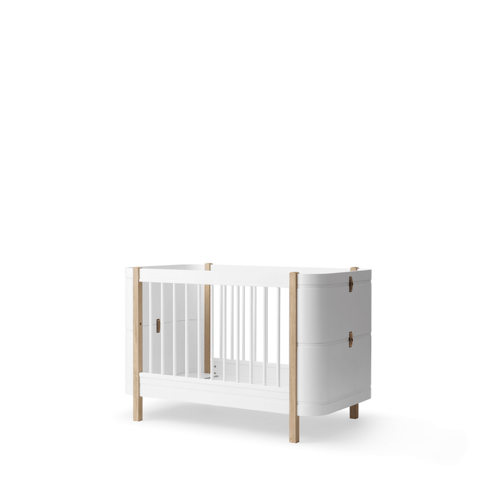 Mini+ Cot Bed Incl. Junior Kit - White/Oak (0-9 Years) – Cot Beds for children, available at Learning Bugs UK