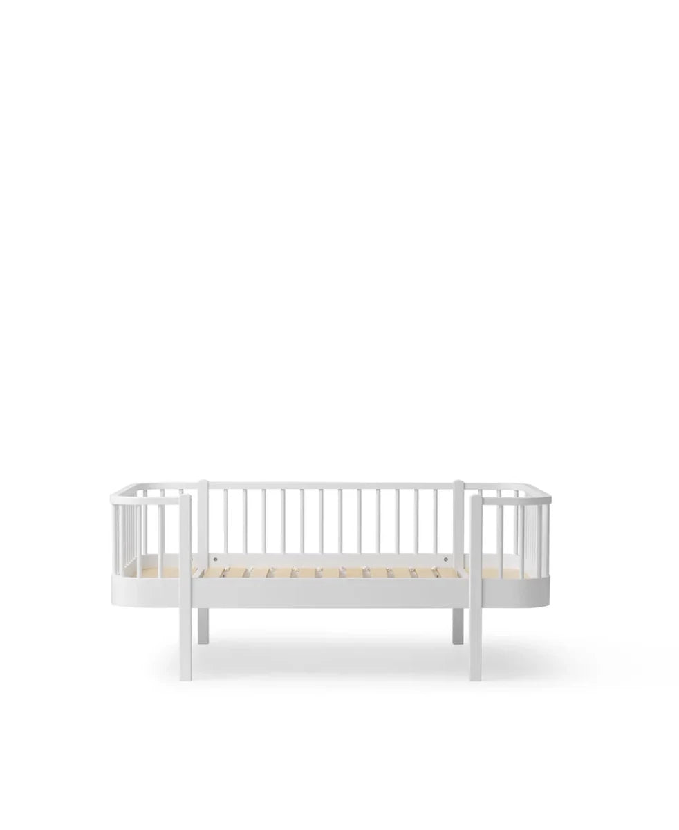 Oliver Furniture Wood Original Junior Day Bed - White
