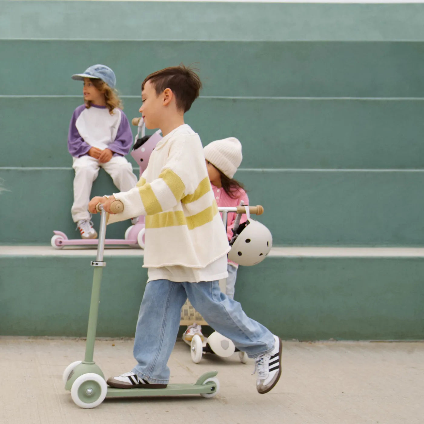 Banwood Eco Scooter Kids 3-Wheel Scooter (Olive)