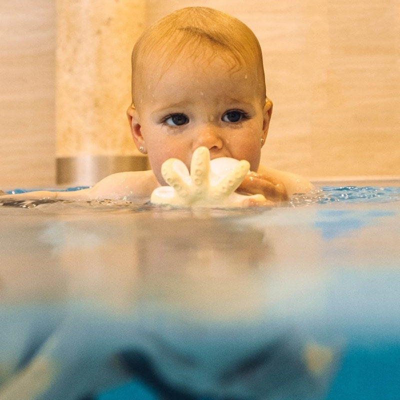 Oli & Carol x BIGSTUFFED Orlando the Octopus Bath Toy – Bath Toys for children, available at Learning Bugs UK