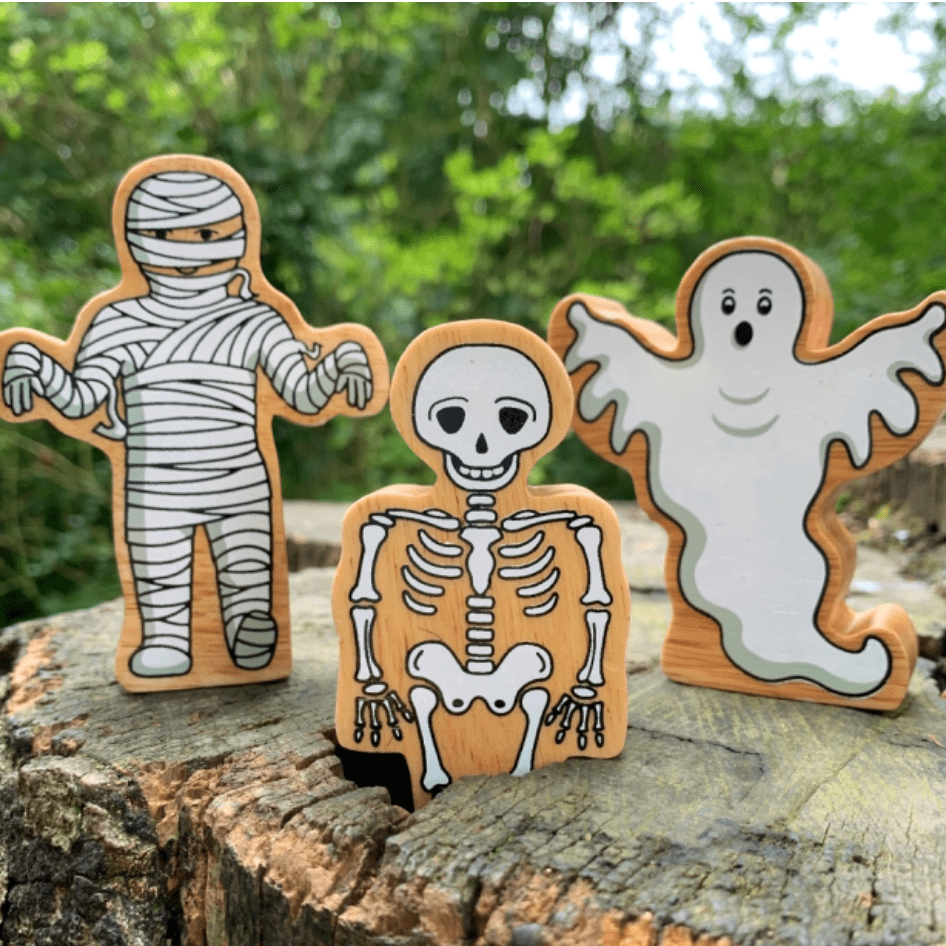 Buy Lanka Kade Wooden White Ghost Toy | for kids by Learning Bugs UK