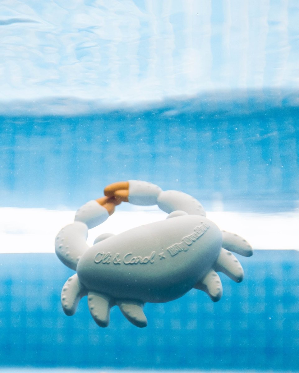 Oli & Carol x BIGSTUFFED Sharon the Crab Bath Toy – Bath Toys for children, available at Learning Bugs UK