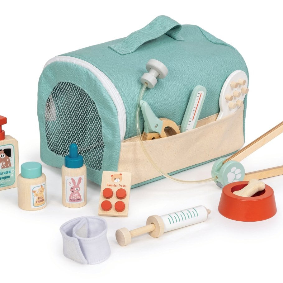 Animal Rescue Vet Set – role play for children, available at Learning Bugs UK