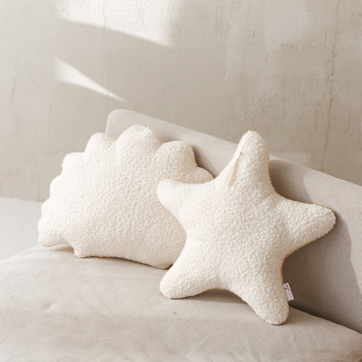 MINICAMP Seashell Pillows, Starfish Throw Pillows, Crustaceancore Decor | PACK of 2 – Decorative Pillows for children, available at Learning Bugs UK