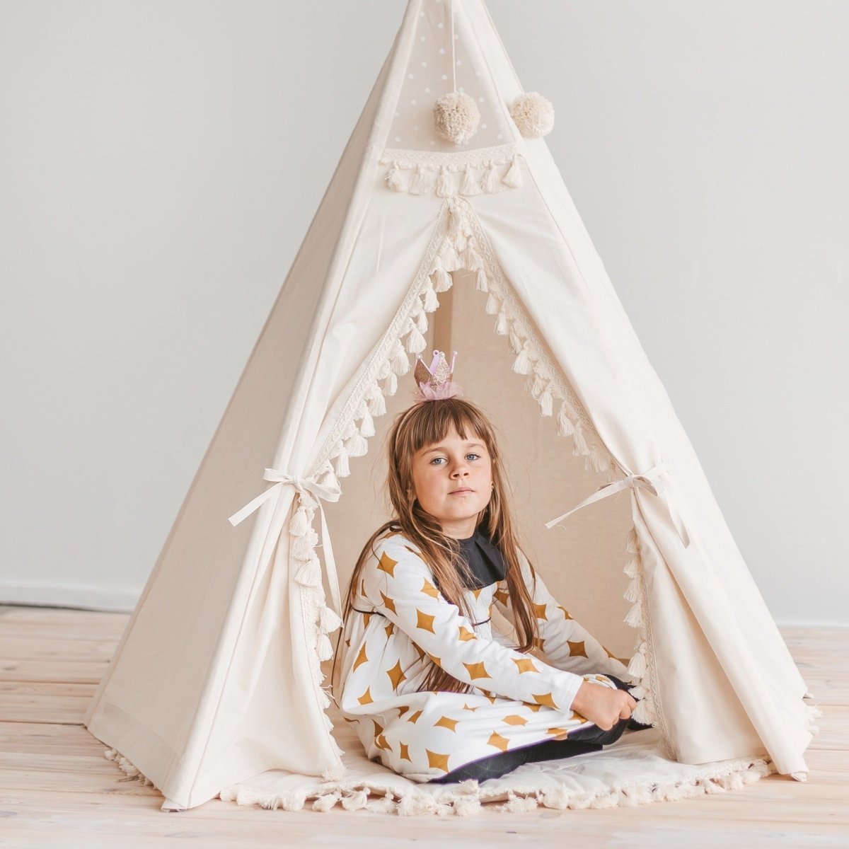 MINICAMP Padded Kids Play Mat in Ecru with Tassels – Playmats for children, available at Learning Bugs UK