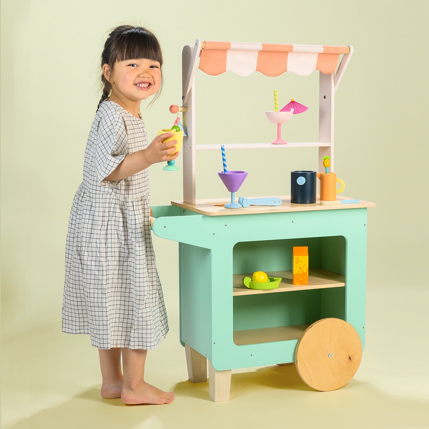 Buy Drinks Trolley | Wooden toy kitchen for kids by Learning Bugs UK