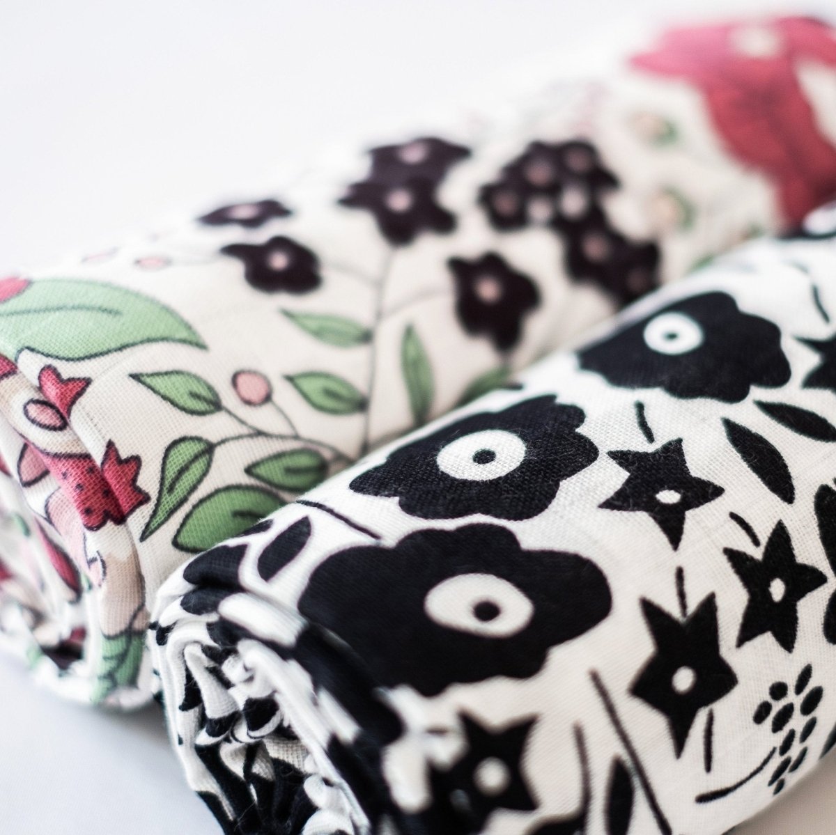 ETTA LOVES x LIBERTY – Sensory Muslin 2-Pack – Muslin squares for children, available at Learning Bugs UK