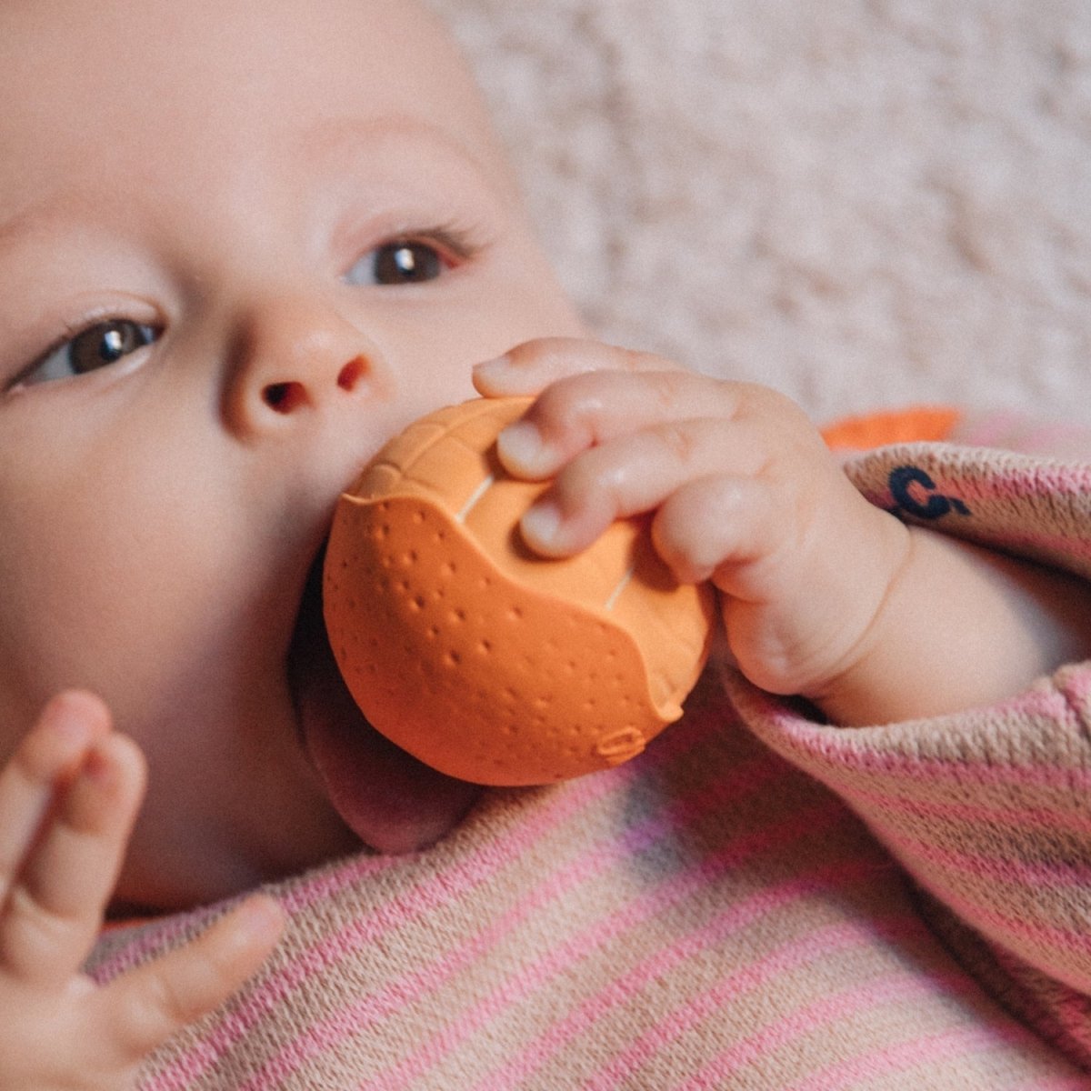 Oli & Carol Baby Sensory Ball Fruit Salad – Baby Sensory Toys for children, available at Learning Bugs UK