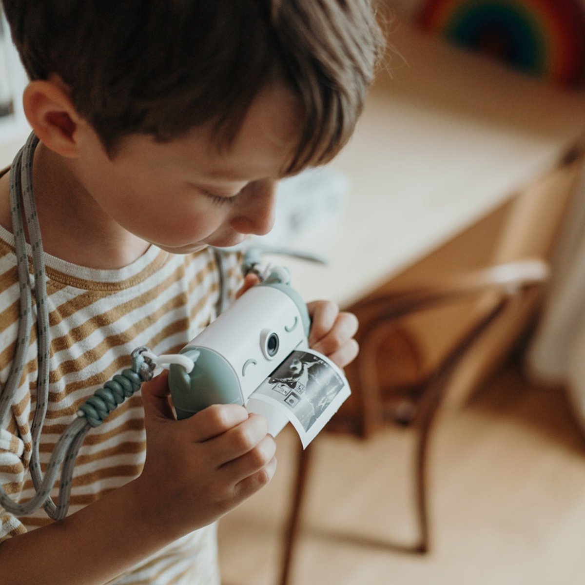 KIDYPRINT Instant Thermal Printing Camera Green – Photos & Video for children, available at Learning Bugs UK