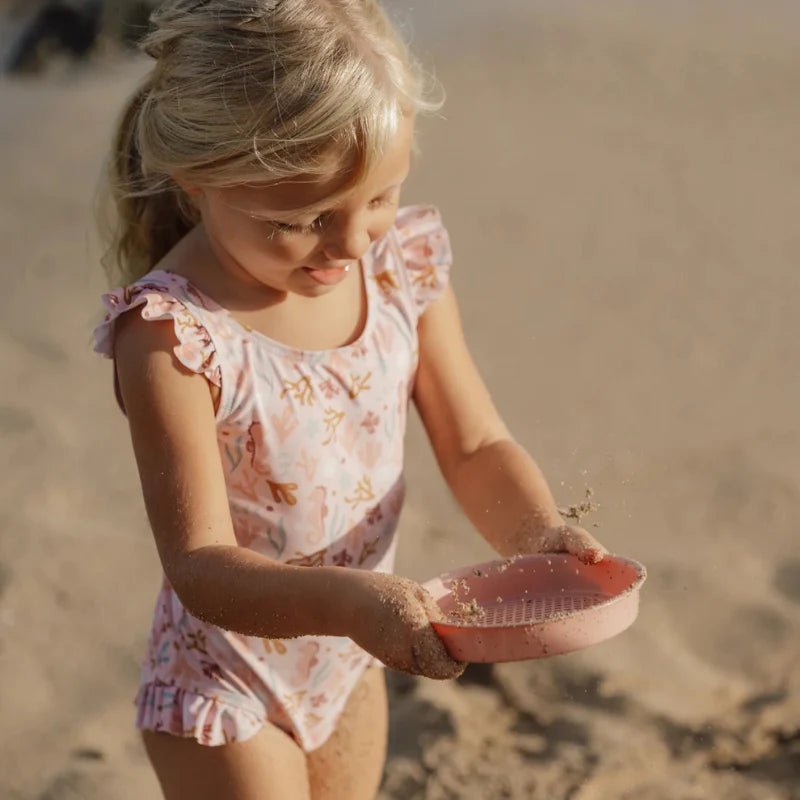 Buy Little Dutch Beach Set – Ocean Dreams Pink | for kids by Learning Bugs UK