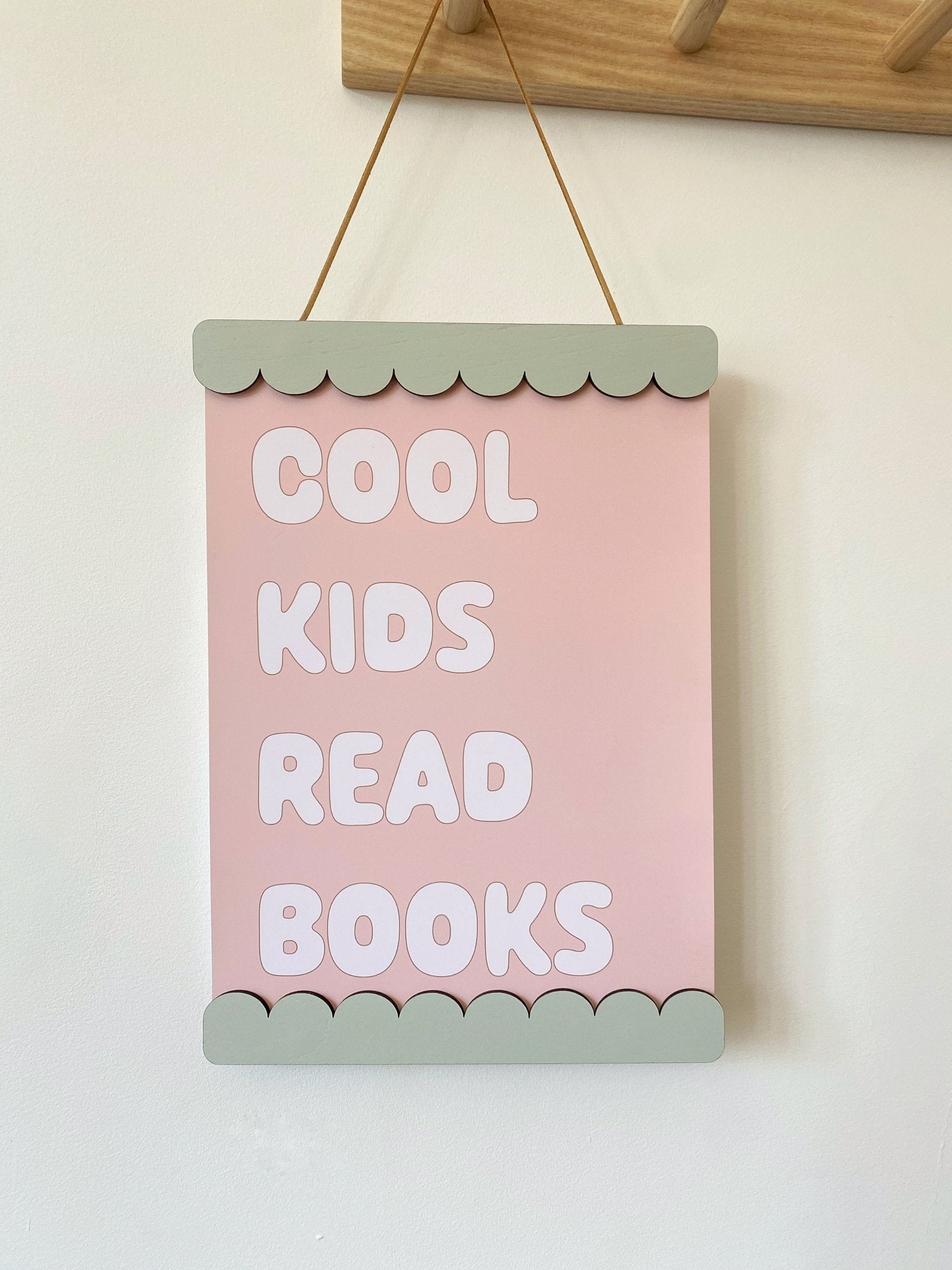 Scalloped Colourpop Magnetic Picture Frame