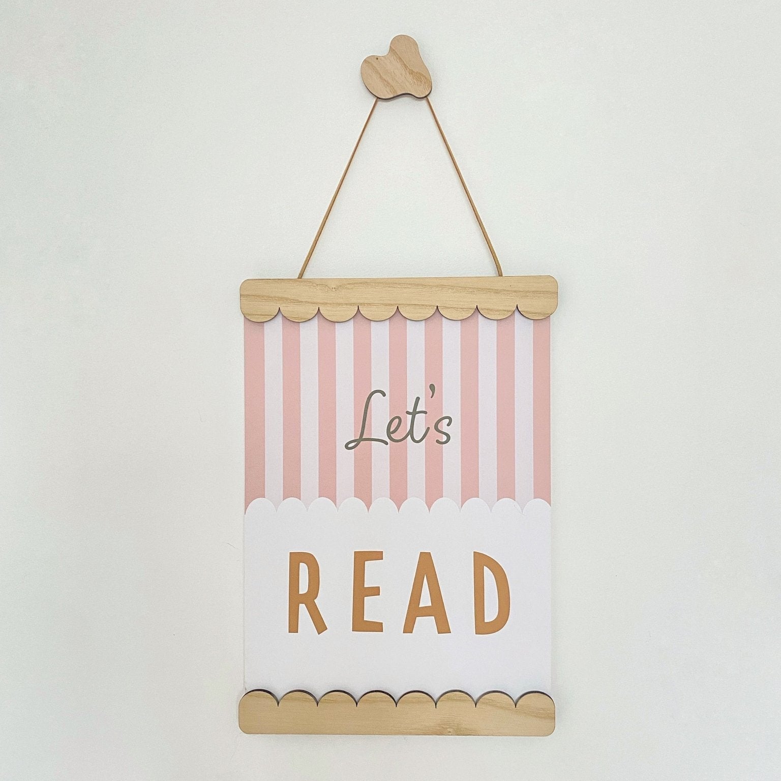 Buy Scalloped Magnetic Picture Frame - Ash | Wall Hangings / Display for kids by Learning Bugs UK