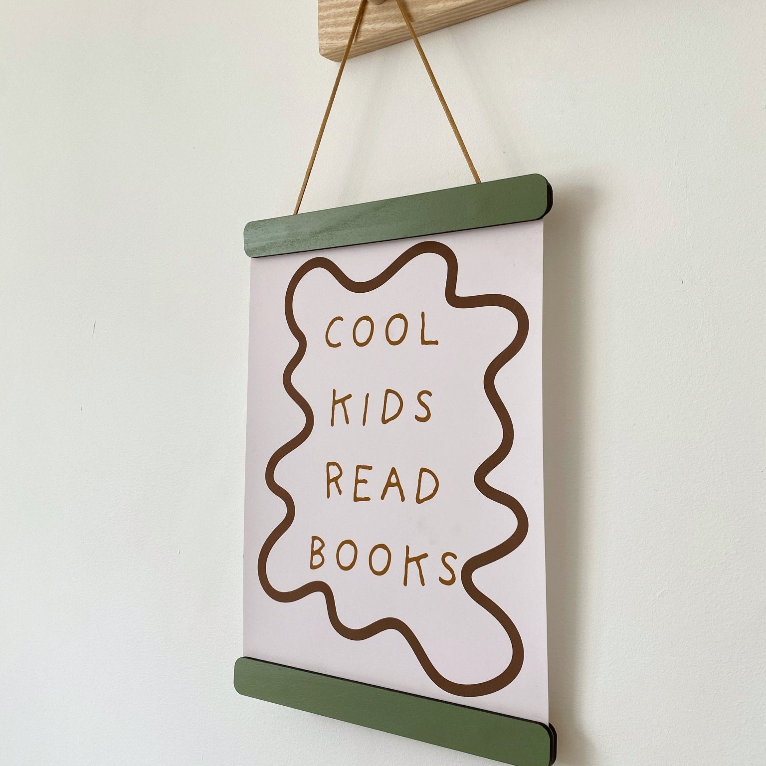 Buy Straight Colourpop Magnetic Picture Frame | Wall Hangings / Display for kids by Learning Bugs UK