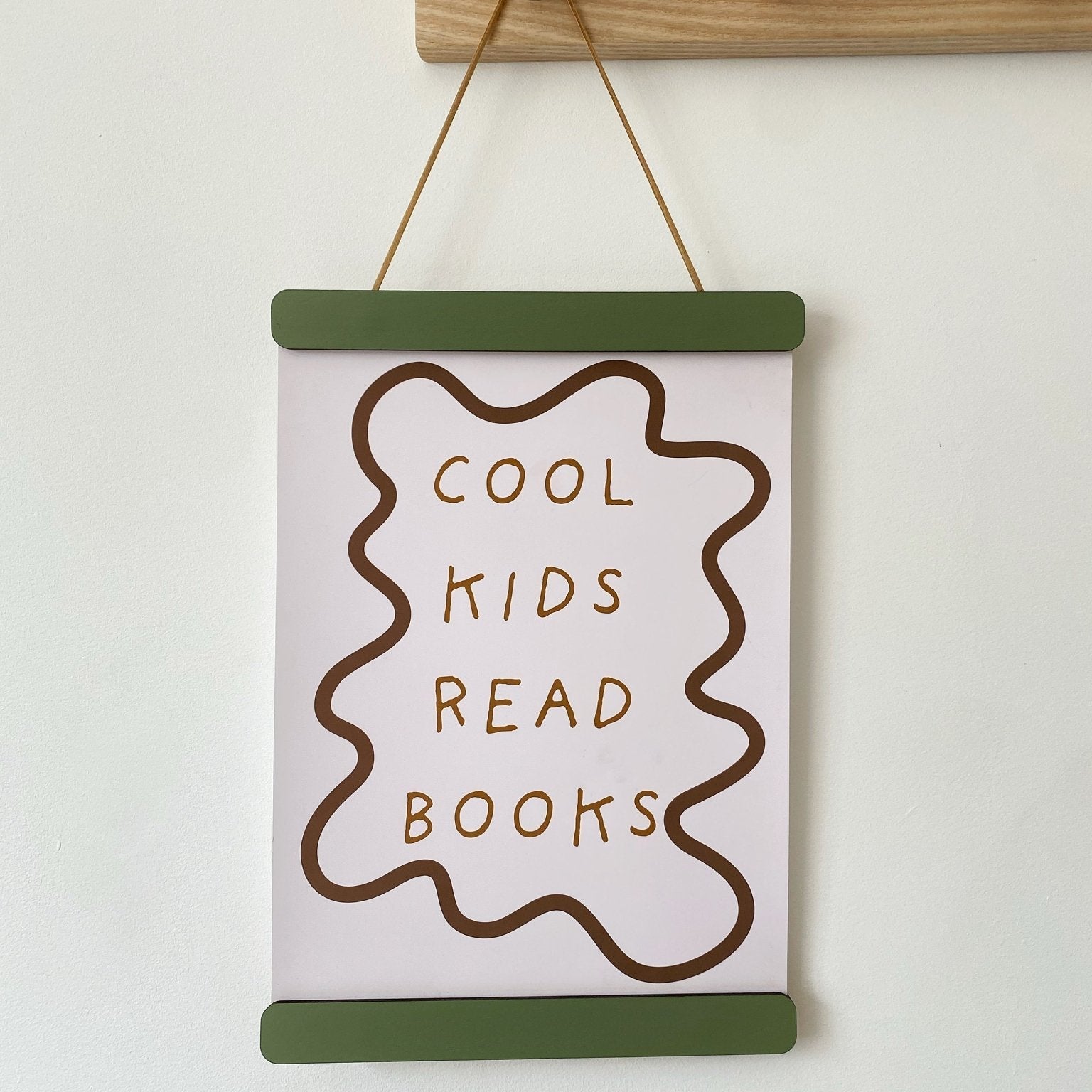 Buy Straight Colourpop Magnetic Picture Frame | Wall Hangings / Display for kids by Learning Bugs UK