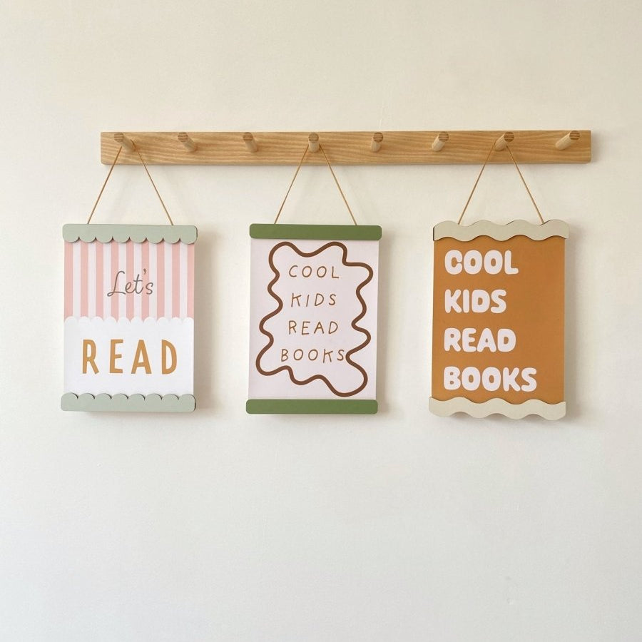 Wavy Magnetic Picture Frame - ASH – Wall Hangings / Display for children, available at Learning Bugs UK
