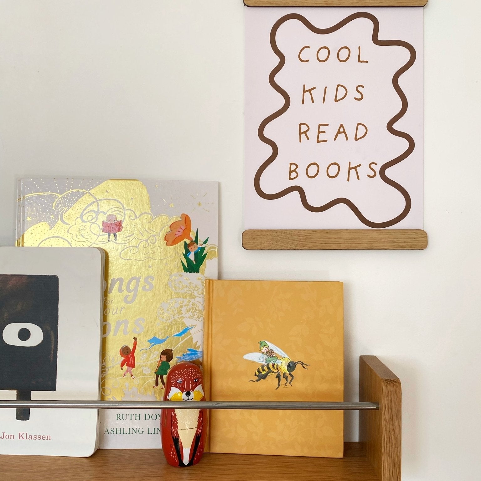 Buy Straight Magnetic Picture Frame | Wall Hangings / Display for kids by Learning Bugs UK