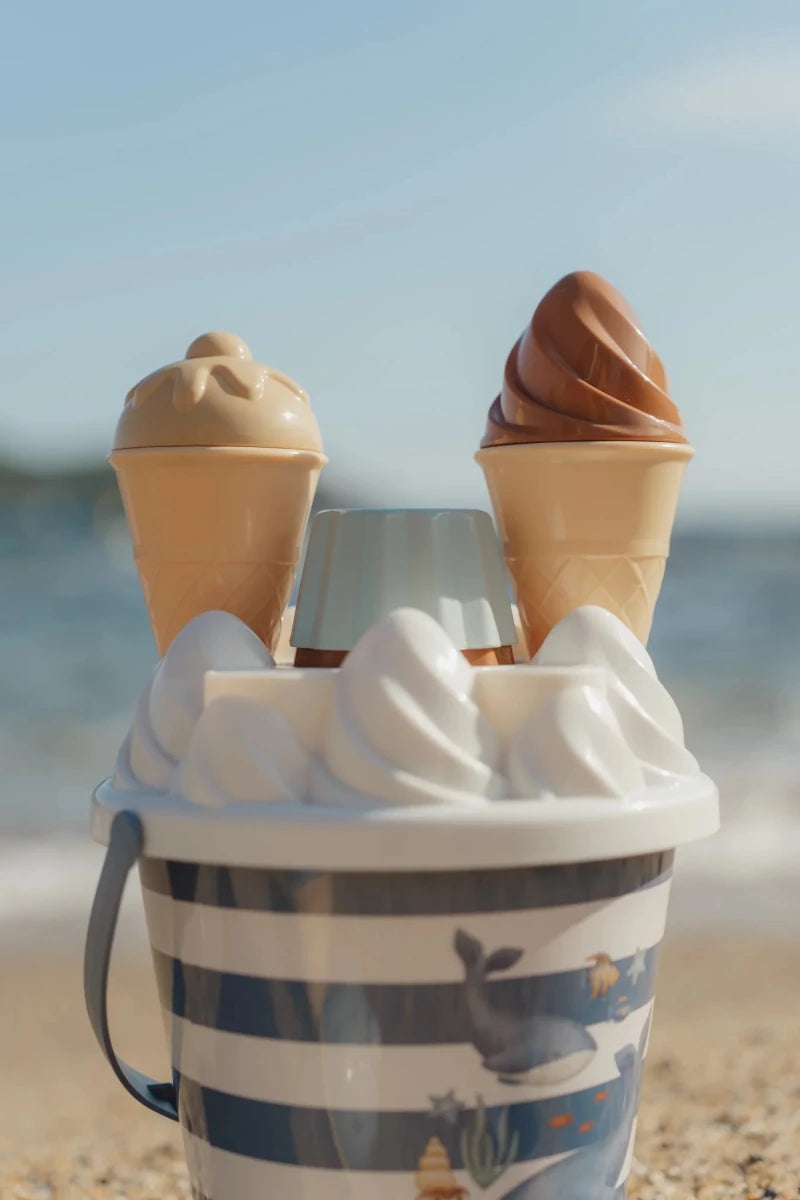 Little Dutch Ice Cream Buckets - Pink / Blue – Sand & Water Toys for children, available at Learning Bugs UK