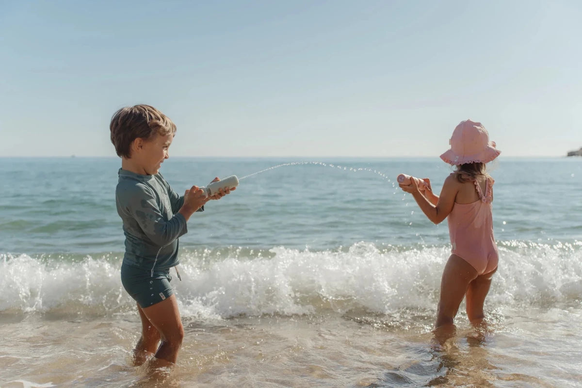 Little Dutch Foam Water Blaster - Pink / Blue – Sand & Water Toys for children, available at Learning Bugs UK