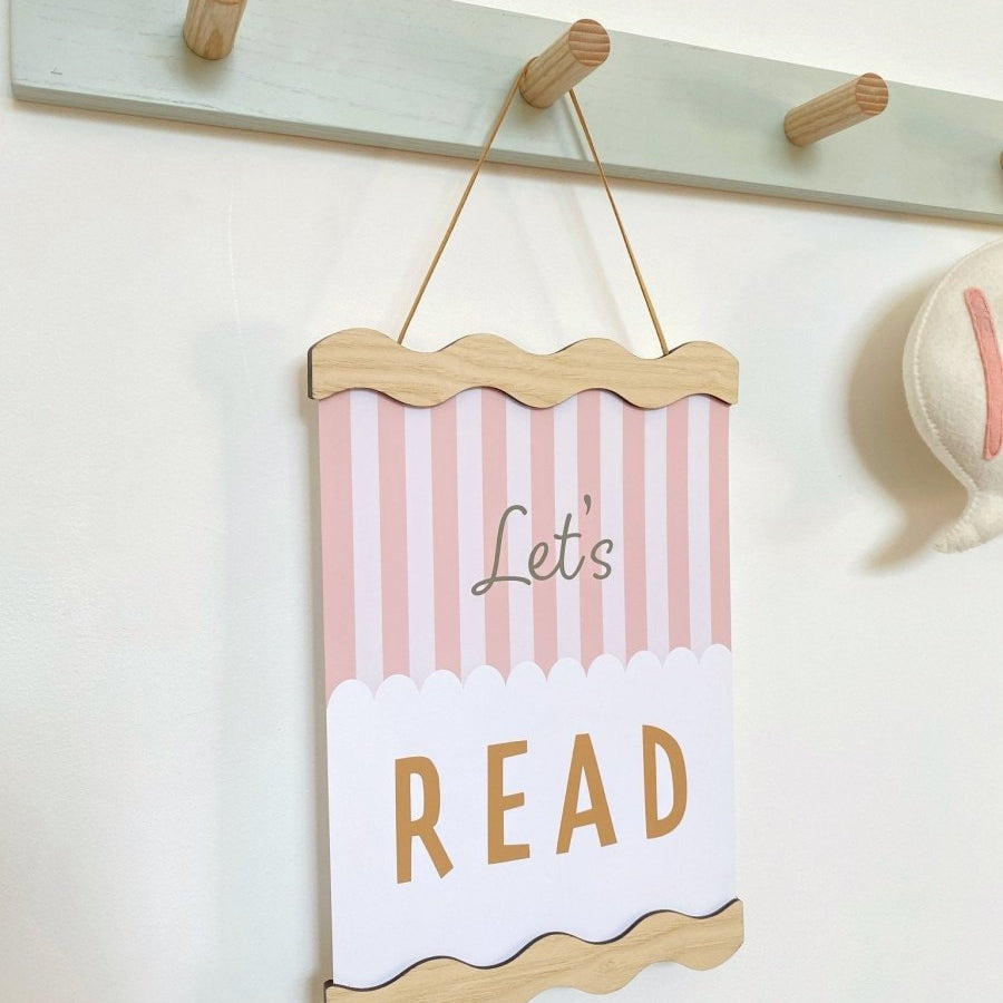 Wavy Magnetic Picture Frame - ASH – Wall Hangings / Display for children, available at Learning Bugs UK