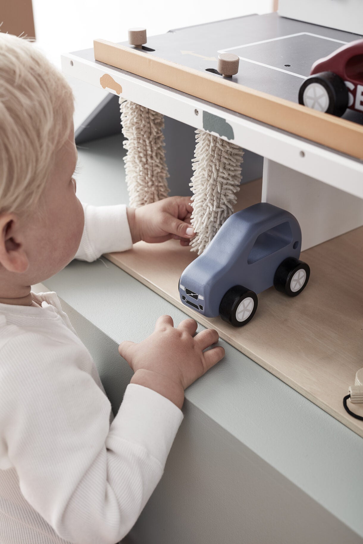 Kid's Concept SUV Car - Aiden by Kids Concept - Learning Bugs UK