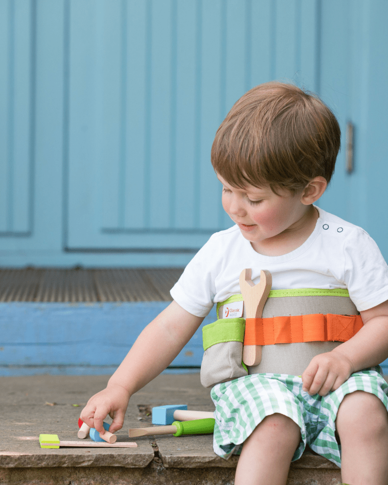 Classic World Tool Belt by Classic World Toys - Learning Bugs UK