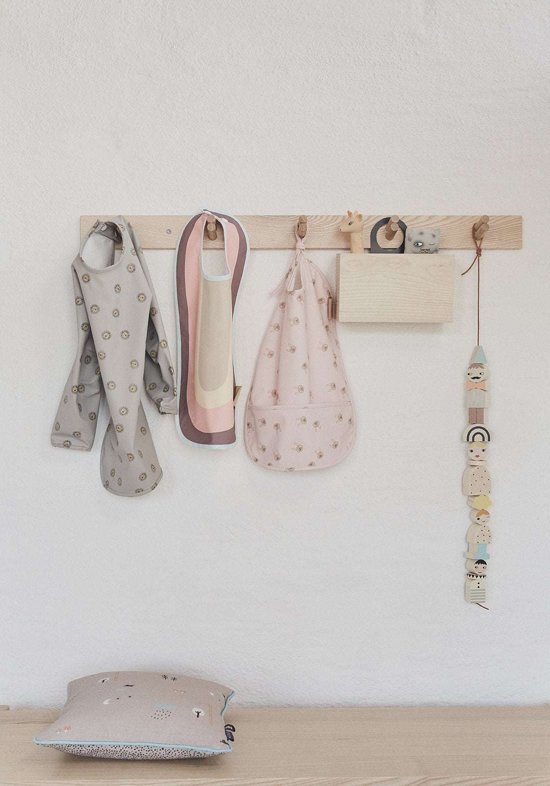 Buy OyOy Wooden Family Bricks Nature | for kids by Learning Bugs UK