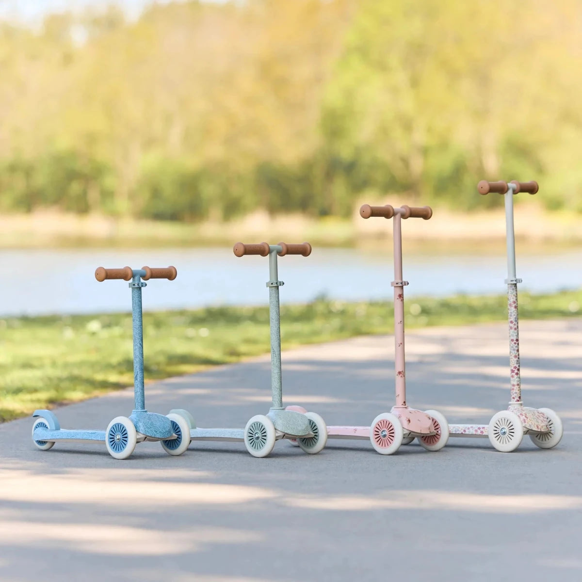 Little Dutch Scooter - Blue – Scooters for children, available at Learning Bugs UK