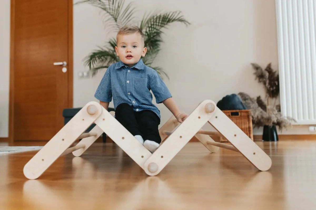 Ette Tete Pikler Triangle with Ramp | Modifiable Montessori Climbing Frame – Climbing Triangle for children, available at Learning Bugs UK