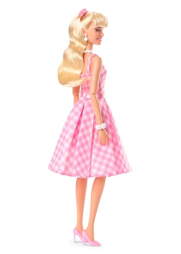 Barbie The Movie Doll, Margot Robbie Barbie Doll with Pink and White Gingham Dress and Daisy Chain Necklace, Toys for Ages 3 and Up, One Barbie Doll, HPJ96